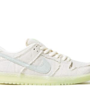 Nike Dunk Low SB ‘Mummy’ Unfading Sneaker