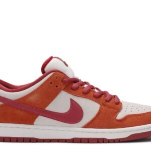 Nike Dunk Low Pro SB ‘Dark Russet’ Unfading Sneaker