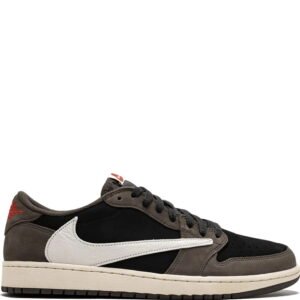 Air Jordan 1 Low TraviScots